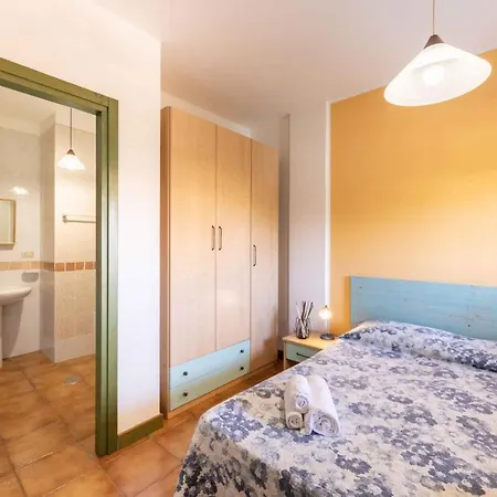 Apartment In 27332 *